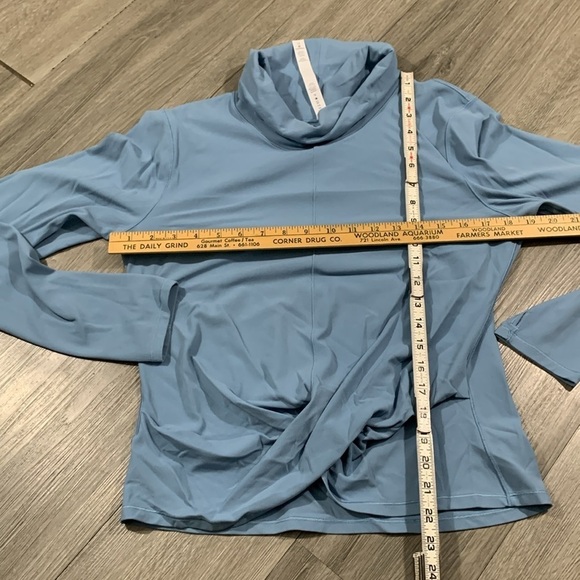 Lululemon Melodic Movement Long Sleeve Cascade Blue Cowl Neck size 12 - Picture 12 of 14